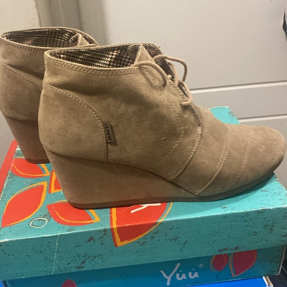 Bongos - Picture 2 of 2